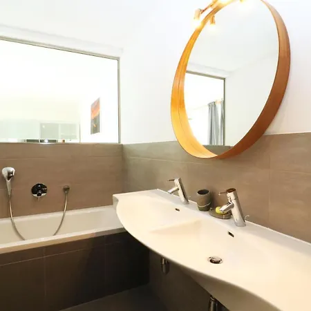 Eichenhof Premium 公寓 滨湖采尔