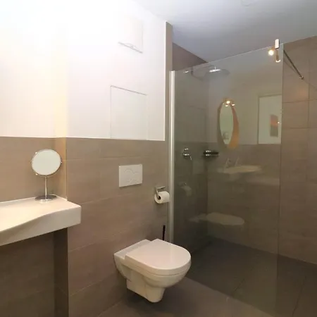 Eichenhof Premium 公寓 滨湖采尔